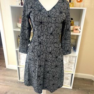 NWT black floral dress. Small